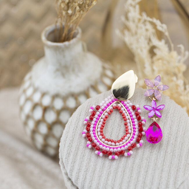 Day & Eve by Go Dutch Label Sparkle in roze druppel of bloem oorbellen