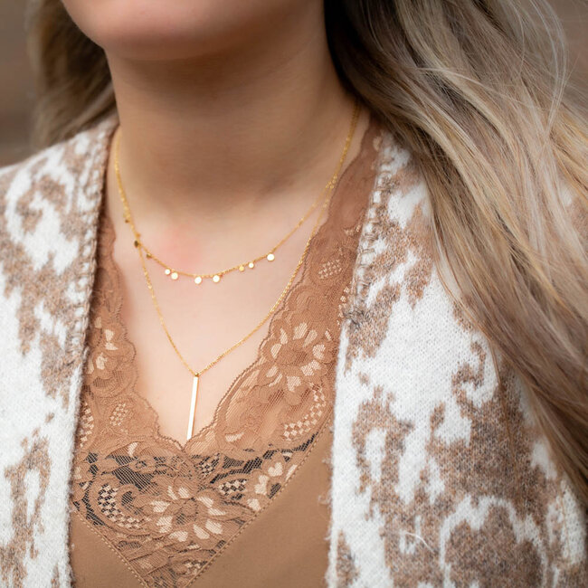 Beadle Gouden dubbele ketting met muntjes en staaf hanger