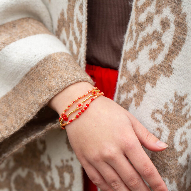 BiBa armbandjes met kraaltjes  bloemetjes