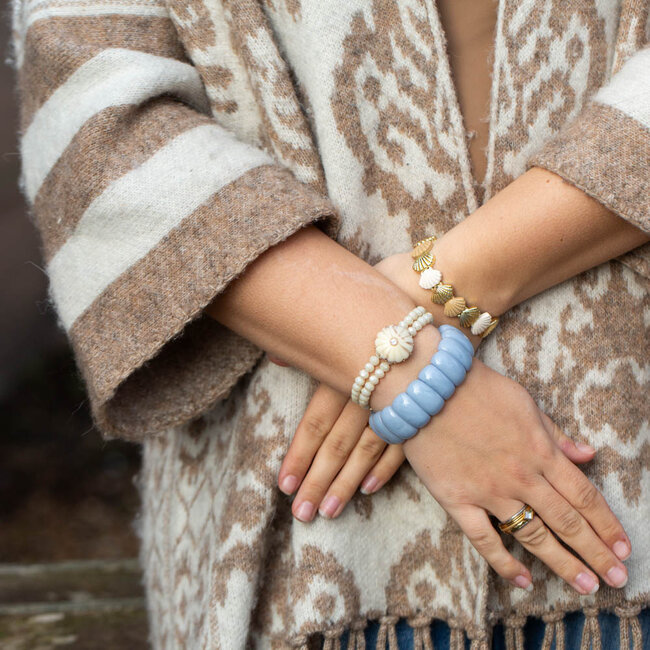 Blauwe of schelp armband