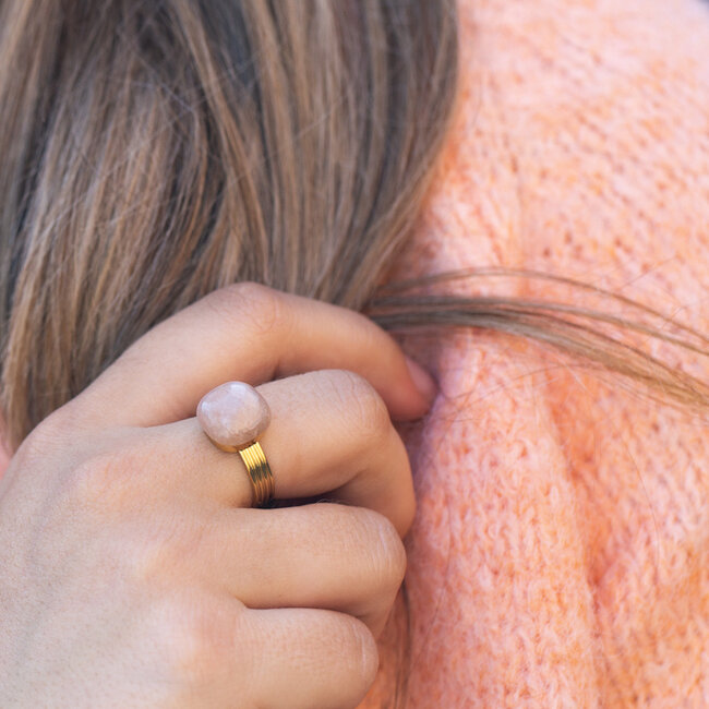 Nude steen ring sunstone