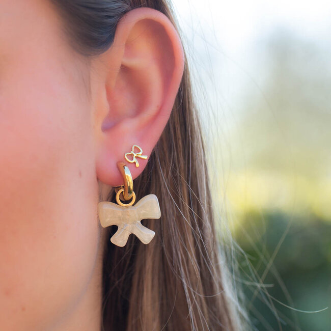 Beadle Creme grote strik oorbellen