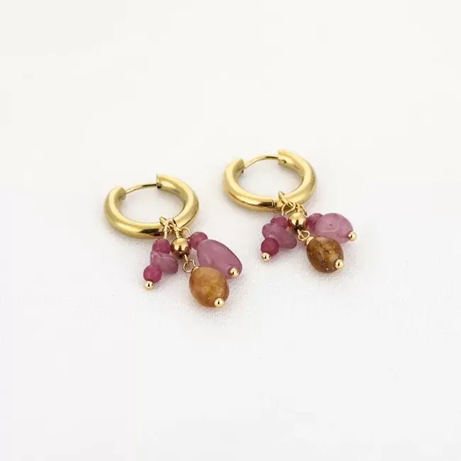 Beadle Oorbellen met donkerroze en bruine steentjes