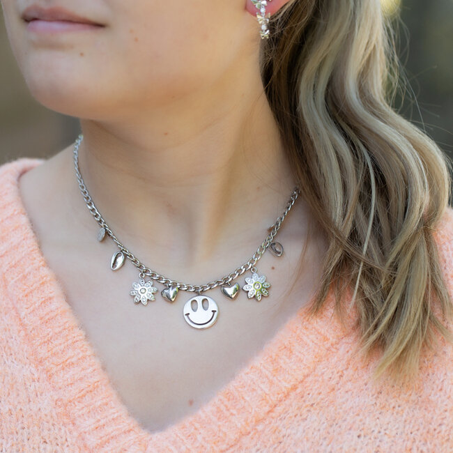 Happy vibes Schakelketting met smiley hart en bloem bedels