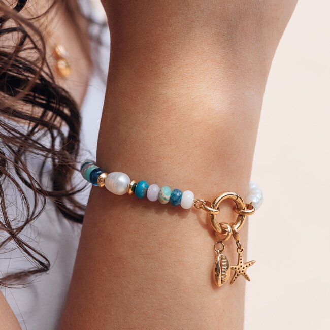 IXXXI Connect gekleurde ibiza armband met schelp en zeester