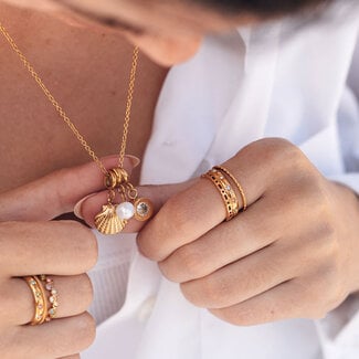IXXXI Beachy & Bling