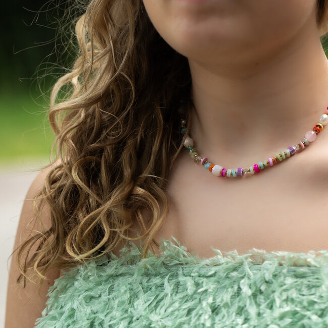 Beadle Kleurexplosie ketting met lekker veel kleurige vrolijke kralen