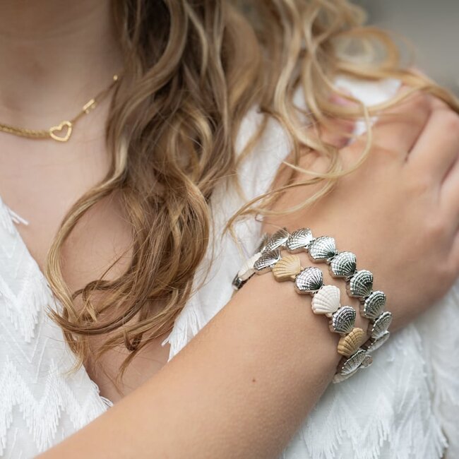Kaurie schelp armband naturel  of zilver