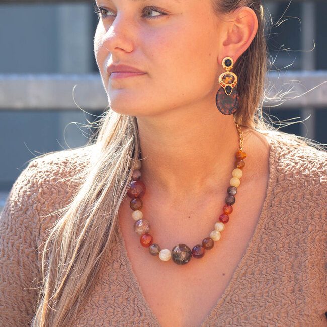 Biba Grote opvallende bruine spicy kralen ketting