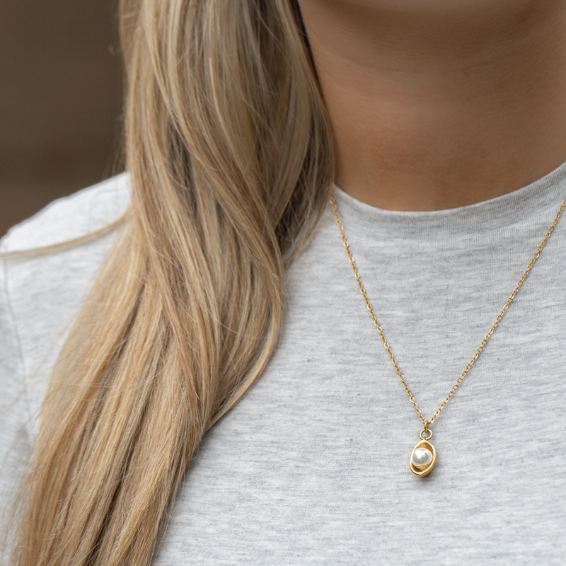 Ixxxi Pearlite Gouden Ketting Met Parel Beadle