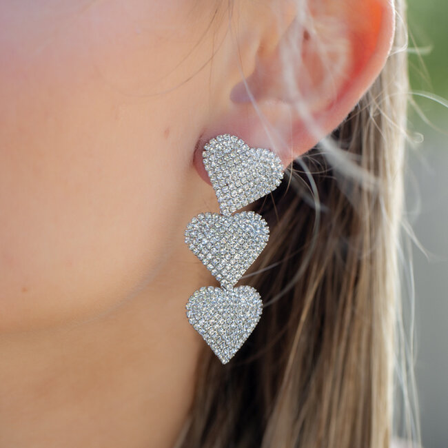 Biba Zilver party harten oorbellen met  glitter steentjes