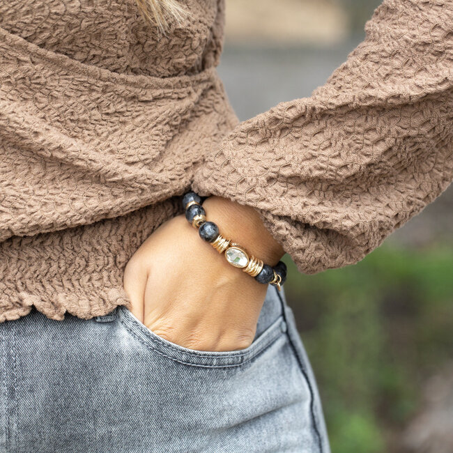 Biba Grote natuurstenen kralen armband