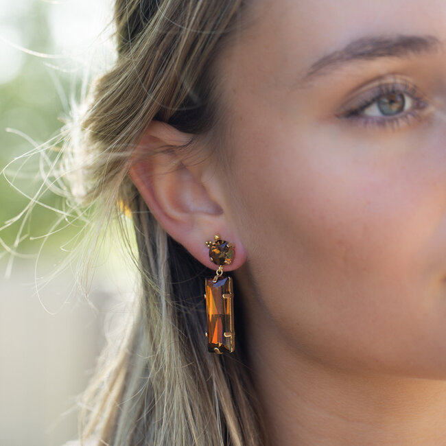 Biba Prachtige lange rechthoek crystal glitter bruine oorbellen