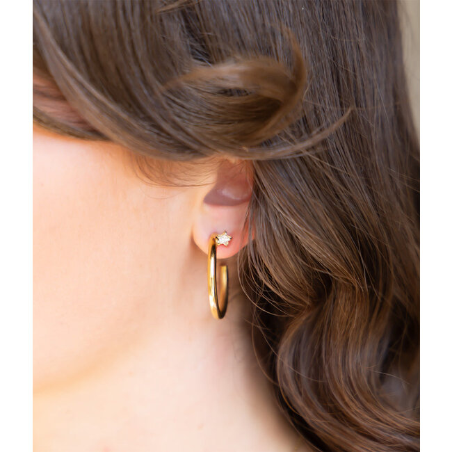 ZAG  Bijoux Gouden creool oorbel met mini zirconia glitter ster