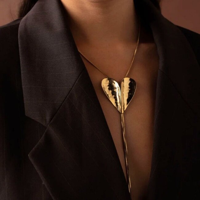 Bohm Paris Goud ketting met opvallend groot hart detail