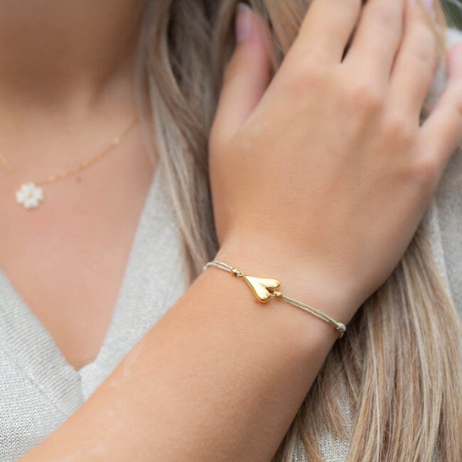 Beadle Armband elastiek goudkleurig hartje