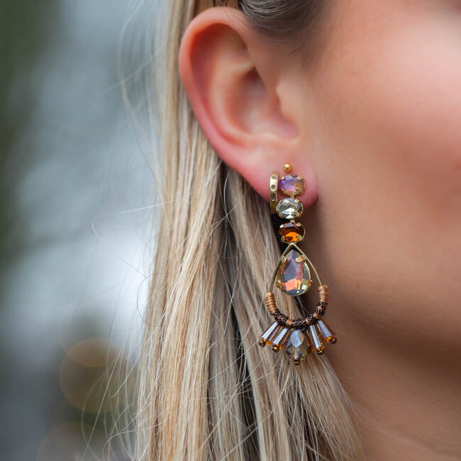 Oorbellen met warme tint steentjes