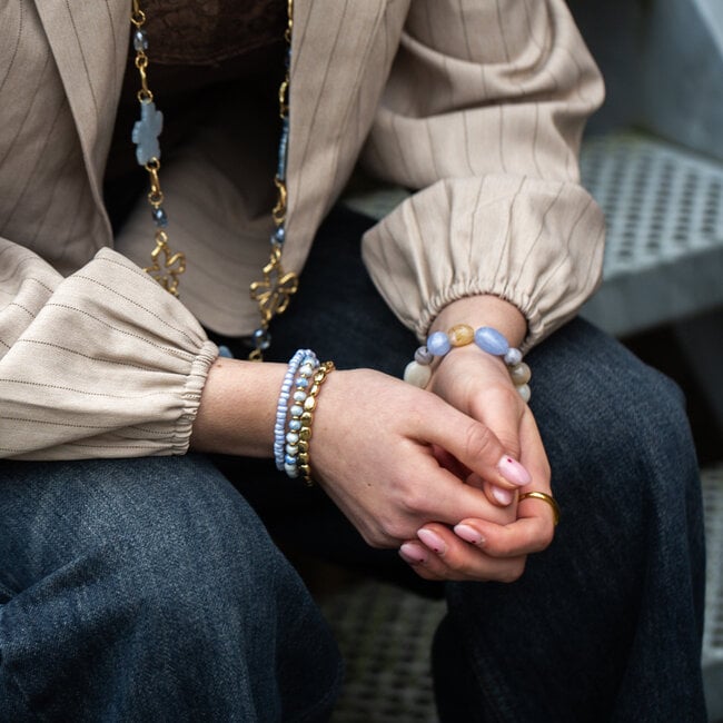 Biba Lichtblauwe driedubbele of grotere Armband