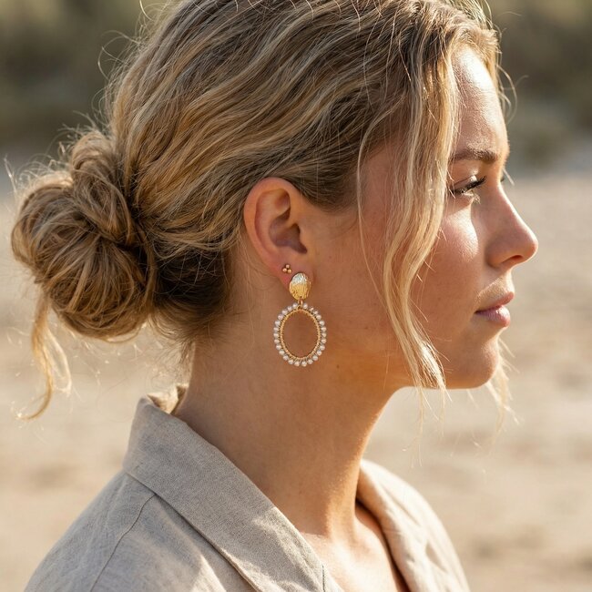 Biba Luxe Goud parel ovaal oorbellen