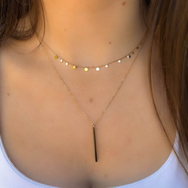 Beadle Gouden dubbele ketting met muntjes en staaf hanger
