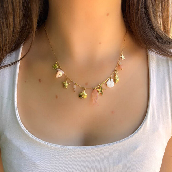 Beadle Roze strandschatten ketting met schelp