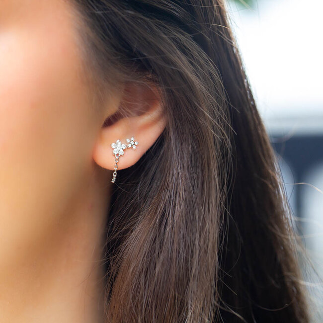 Echt zilver oorbellen met zirconia glitter bloem