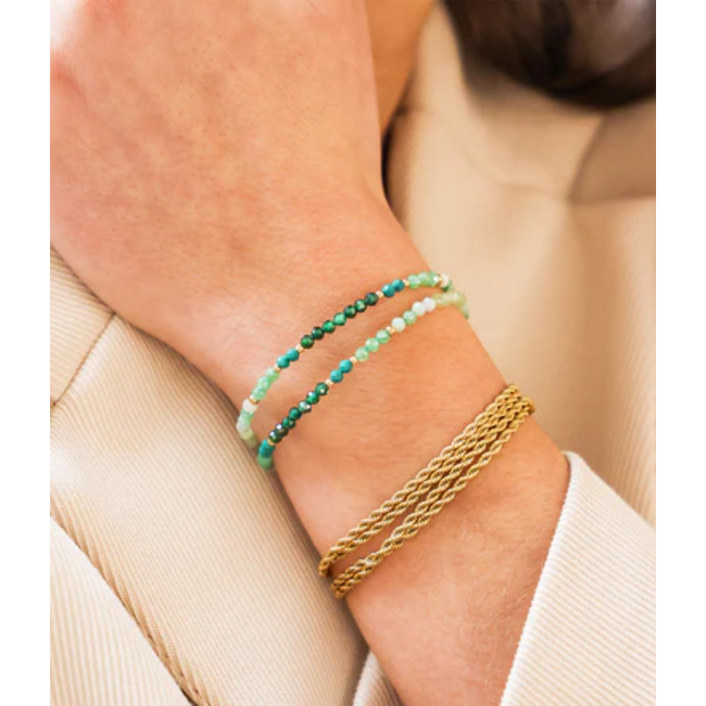 Armbanden met mintgroene steen en dubbele kralenarmband