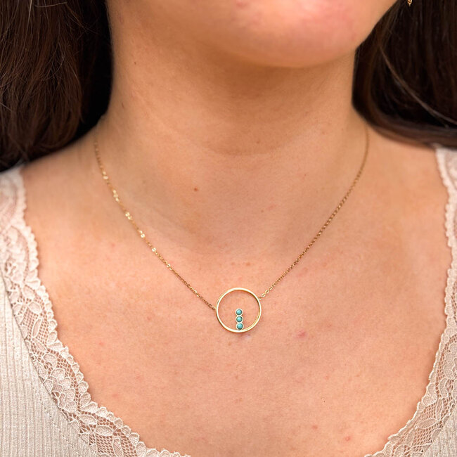 ZAG  Bijoux Goud ketting open rondje met turquoise kralen