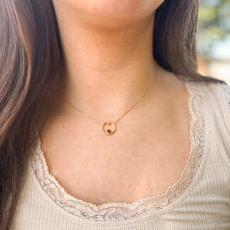 ZAG  Bijoux Goud cirkel ketting met steentje