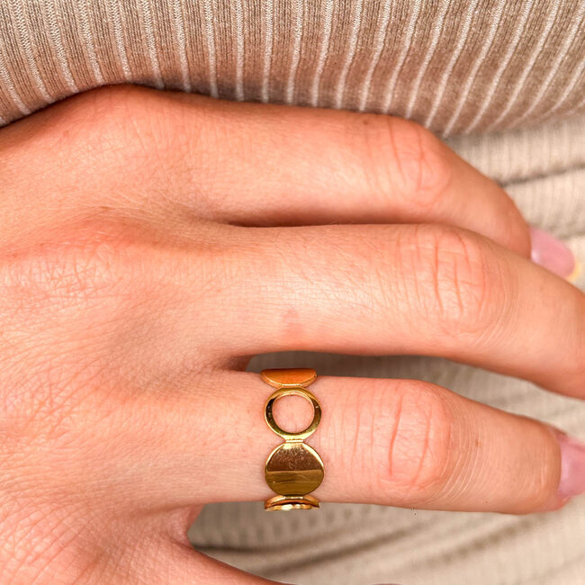 ZAG  Bijoux Gouden stainless steel tijdloze ring met cirkels