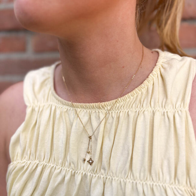 ZAG  Bijoux Ketting goudkleurig met verschillende bedels