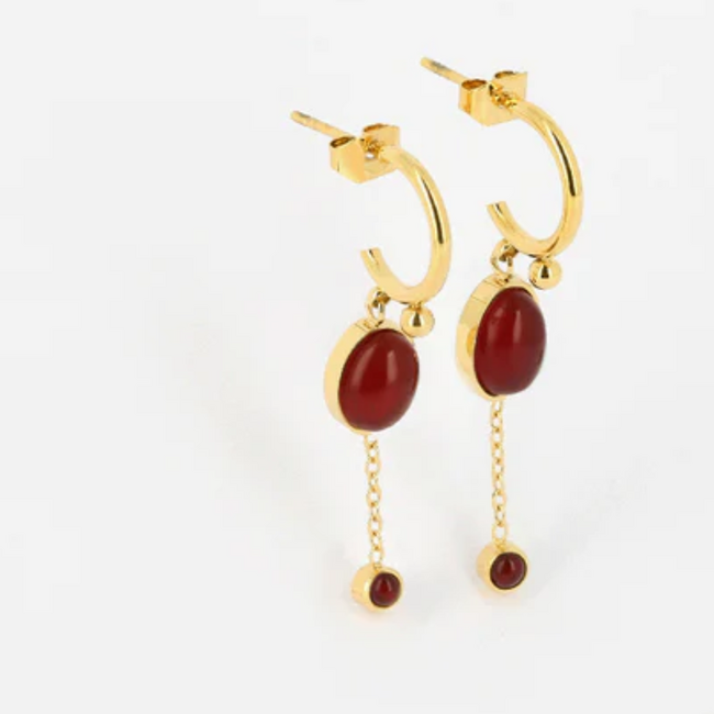 ZAG  Bijoux Goud oorbellen met ovaal carneool rode steen