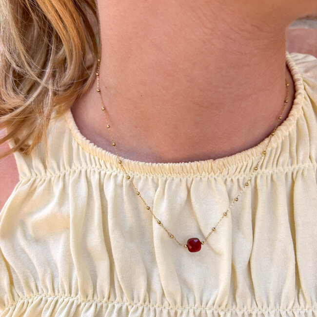 ZAG  Bijoux Warm oranje rode ketting met vierkante steen