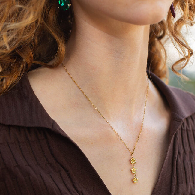 Day & Eve  Goud stainless steel ketting bloemen hangers
