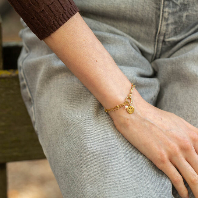 Day & Eve  Goud Happy armband met smiley