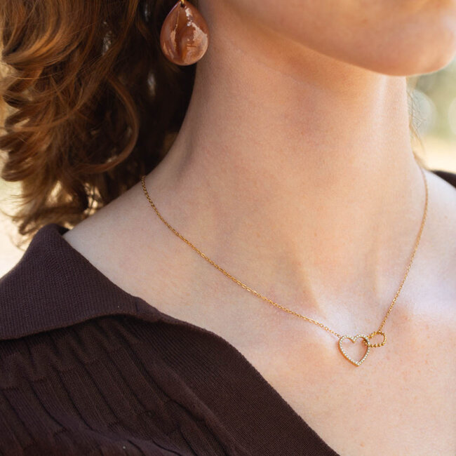 Day & Eve  Ketting met dubbel hartje en fonkelende steentjes