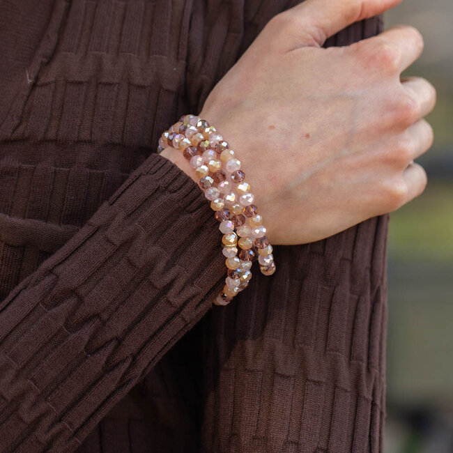 Biba Armband met nude aubergine roze facet kralen