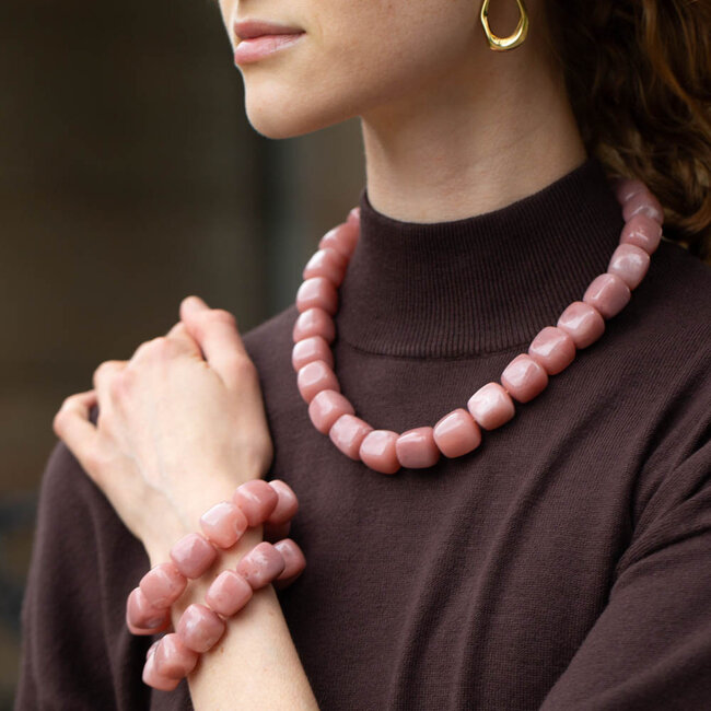 Biba Ketting of armband met oudroze grote kralen