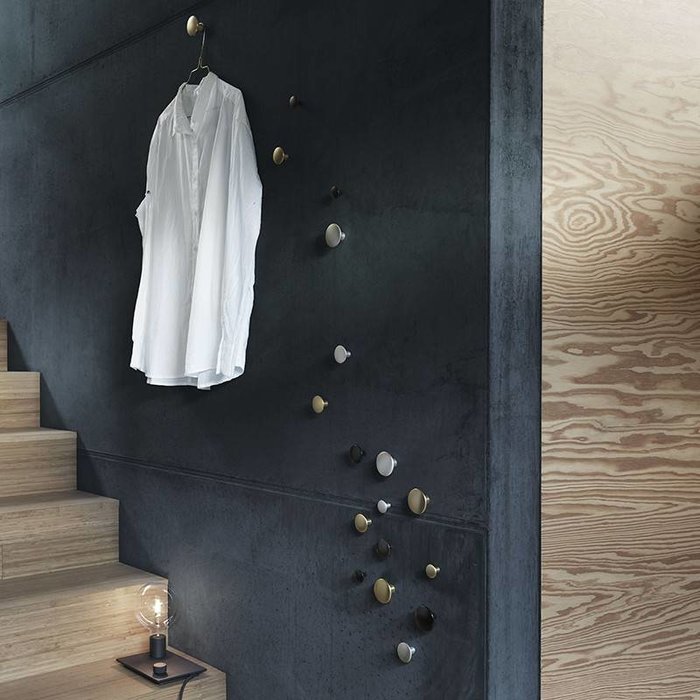 Muuto Patère Dot acier messing