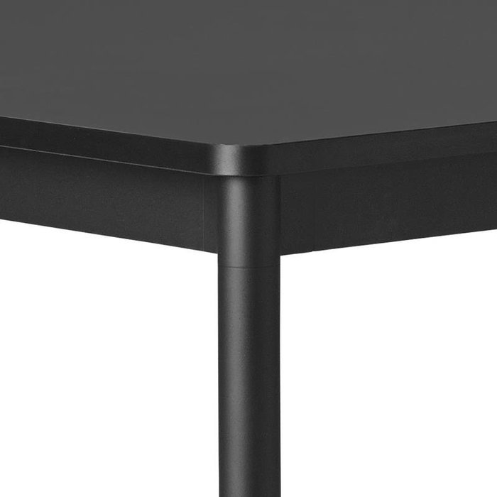 Muuto Base S 140x80 cm Table