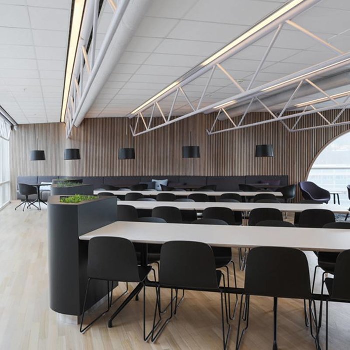 Muuto Visu Chair pieds traineaux