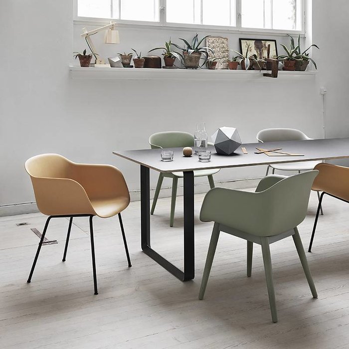 Muuto Fiber Armchair tube onderstel