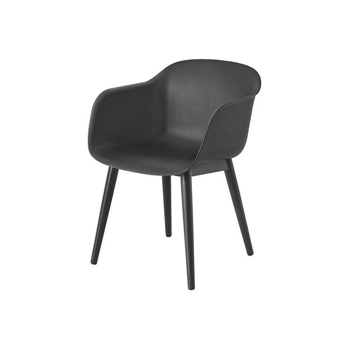 Muuto Fiber Armchair houten onderstel