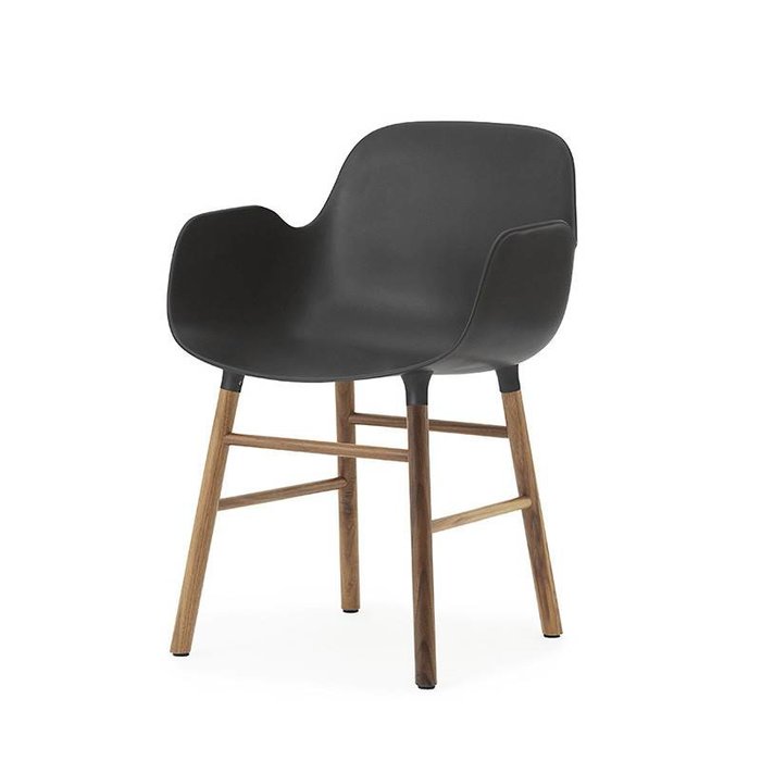 Normann Copenhagen Form Armchair bois de noyer