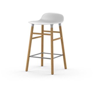 Normann Copenhagen Form Barstool Eik