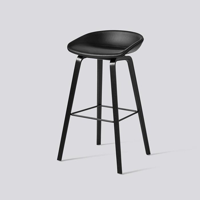 HAY Barkruk 'About A Stool' AAS33 zwart-gestoffeerd