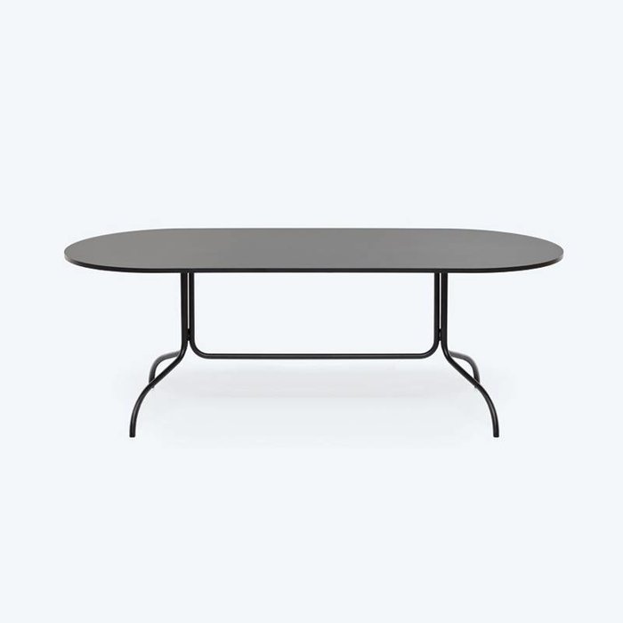 Fest Amsterdam Friday 210cm ovale table