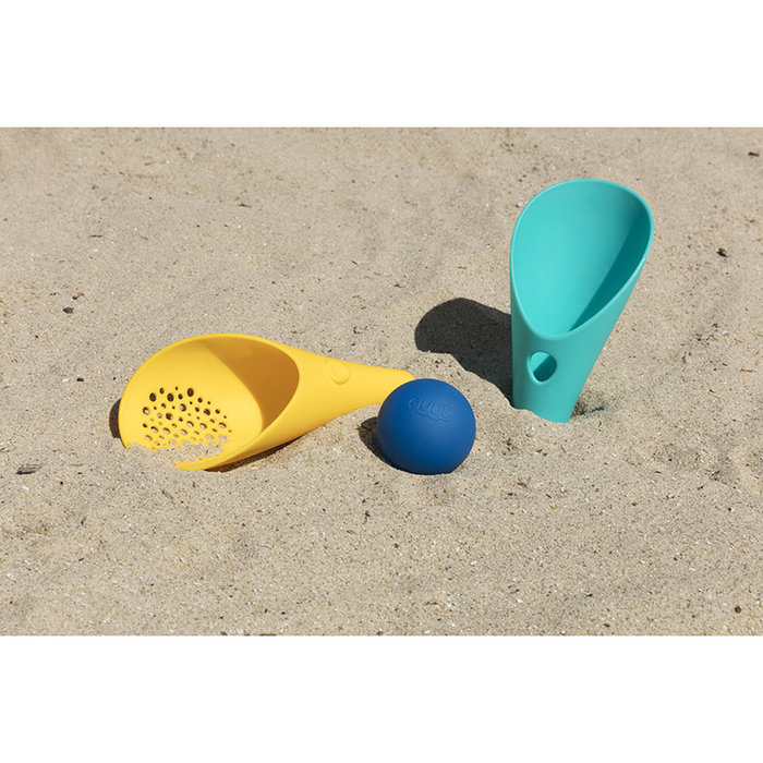 Quut Cuppi pelle, tamis et balle