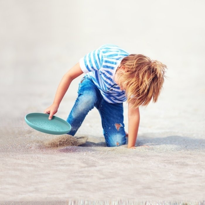 Quut Frisbee + zandzzeef