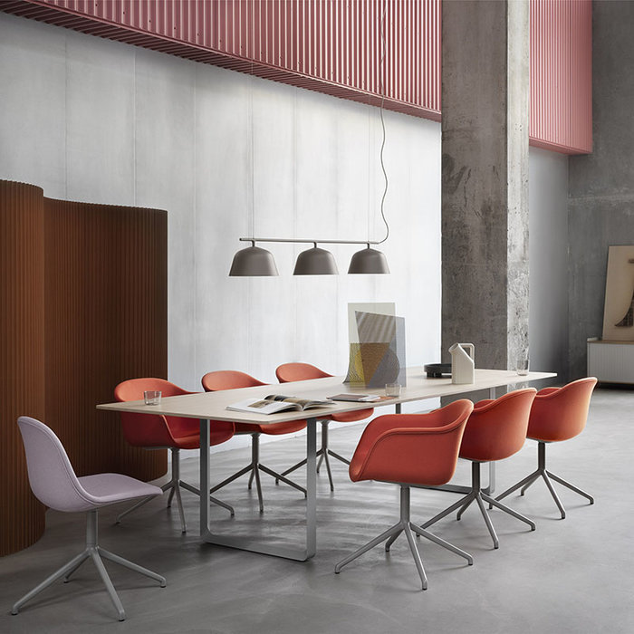 Muuto Ambit rail lamp